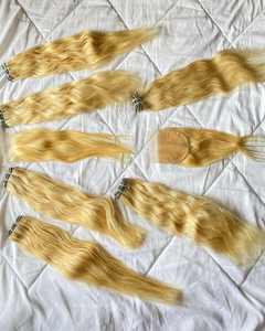 Extensiones de cabello indio de onda profunda suelta de mujer negra Natural de trama doble procesada a máquina vietnamita paquete alineado de cutícula - Product Image 1