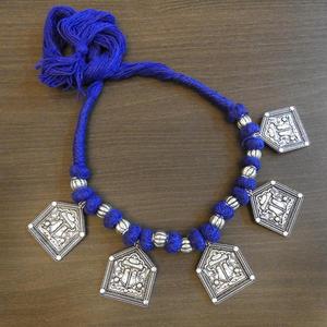 Jeweljunk Collar tribal Chapado en plata con hilo azul Colgantes y dijes de moda 1111503B - Product Image 1