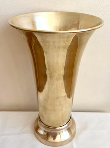 Florero de Metal de hierro fundido antiguo grande al por mayor, soporte de lujo de latón dorado hecho a mano para boda, Navidad, espacio alto para boda - Product Image 4