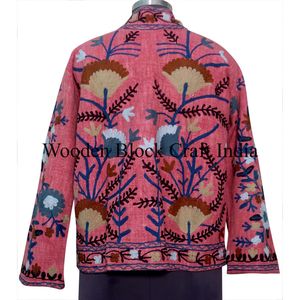 Manteau d'hiver pour femmes en coton brodé Suzani TNT, veste à col montant, design court pour les saisons froides d'automne - Product Image 5