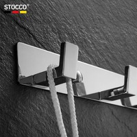 STOCCO Porte-vêtements mural en acier inoxydable finition chrome moderne avec 3 crochets, durable pour hôtel et salle de bain