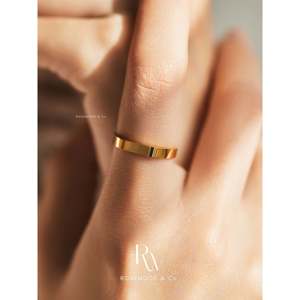 Anello a fascia sottile a trapezio placcato oro rosa 18K, anello sigillo che non si ossida, regalo per mamma o per lei - Product Image 6