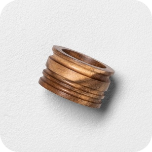 Anneaux de serviette en bois d'acacia gravés à la main de qualité supérieure forme ovale pour les décorations de fête à la maison prix de gros - Product Image 4