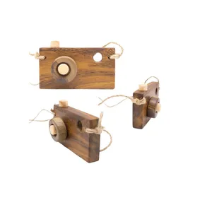 Vietnam Manufacture Lovely wooden camera toy size 16x8, safe for children made by 100% Chemical-Free Natural Wood