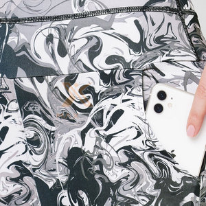 กางเกงเลกกิ้งโยคะเอวยางยืดคุณภาพสูงสั่งทำขายส่งสำหรับผู้หญิง - Product Image 6