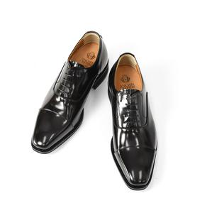 รองเท้าหนังผู้ชายดีไซน์หรูหรา คุณภาพสูง แฟชั่นใหม่ สไตล์ทางการ ระดับพรีเมียม - Product Image 1