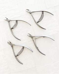 Pince à cuticules personnalisée avec logo, grossiste, pousse-cuticules en acier inoxydable de haute qualité, fournisseurs, outils professionnels pour pousse-cuticules - Product Image 1