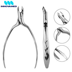 Cortacutículas de Acero Inoxidable con Punta Afilada, Cortador de Piel Muerta, Recortador de Callosidades, Herramienta para el Cuidado de Manos y Pies de Innovamed - Product Image 2