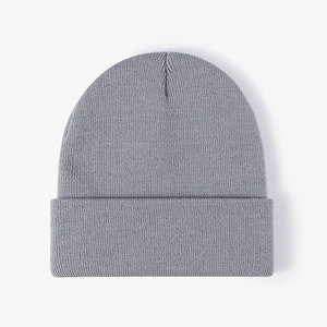 Gorros de Punto Personalizados de Invierno con Logotipo, Gorros Lisos sin Estampado para Tiendas de Ropa al por Menor - Product Image 6