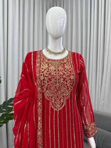 Ensemble de salwar kameez pour femmes en faux georgette rouge brodé avec dupatta, tenue ethnique pour les fêtes - Product Image 2