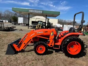 Mini tracteur agricole diesel L2501 à traction 4x4 d'occasion et neuf avec chargeur frontal - Product Image 5