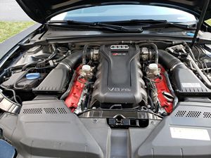 USED LHD/RHD 2013 A U D I RS5 COUPE - Product Image 3