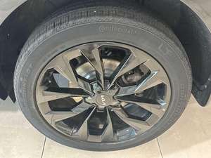 Usado 2022 Kia Sorento EX - Product Image 2