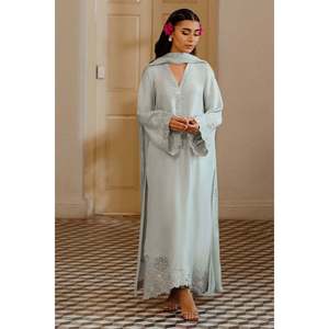Conjunto Elegante Daanaya de Camisa de Satén con Cuello en V y Dupatta, con Tela Ecológica para Primavera/Verano - Product Image 1