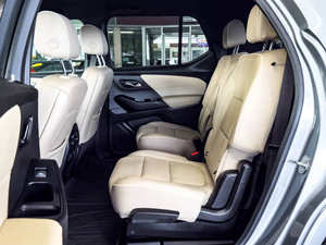 Chevrolet Traverse Premier 2023, Seminuevo, Volante a la Izquierda, Emisión Euro IV - Product Image 3