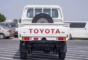 Land Cruiser LC79 2023, Doble Cabina, Volante a la Derecha/Izquierda, Híbrido Eléctrico, Interior de Cuero Oscuro, Automático de 6 Velocidades, Perfecto Estado - Product Image 3