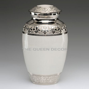 Urnas de cremación funeraria de latón marrón hechas a mano para cenizas humanas, urnas conmemorativas elegantes y duraderas de alta calidad de gran tamaño - Product Image 6