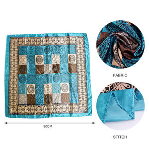 Pañuelo Cuadrado de Seda con Diseño Floral Retro de 27*27 cm, Estilo Boho para Mujeres y Niñas - Product Image 3