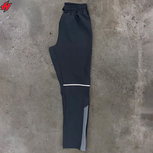 OEM Unisex Color Block Tracksuits for <b>Men</b> Custom Nylon Tracksuit 100% <b>Polyester</b> Sportswear Activewear Tracksuits Windbreaker - Product Image 4