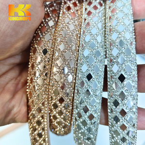 Cinta de diamantes de imitación multicolor con incrustaciones de cristal, material decorativo para la correa superior de sandalias y bolsos de mano - Product Image 1