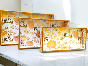 Ensemble fabriqué à la main de 3 plateaux en émail en bois floral doré avec poignées transparentes et facile à transporter pour servir - Product Image 6