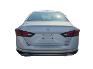 Limpio seminuevo de bajo kilometraje 2022 Nis-san Altima 2,5 SL - Product Image 6