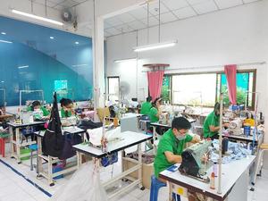 New Trend Non-Woven Insect Printed Tote <b>Bags</b> <b>Gift</b> Lunch <b>Bags</b> with Custom Logo Custom <b>Bag</b> Thailand Factory <b>Large</b> (>50cm) - Product Image 2