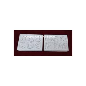 Belle boîte à découper faite à la main de forme rectangulaire conception de sculpture de fleurs en marbre blanc utilisée dans la décoration de la maison et le cadeau de boîte à bijoux - Product Image 1