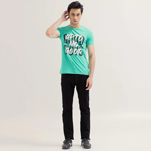 T-shirt pour hommes Slim Fit personnalisé de haute qualité Street Wear coton vierge avec impression de haute qualité T-shirt personnalisé - Product Image 3