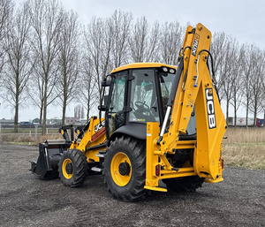 รถตักล้อยาง JCB 3CX Sitemaster 8 ตัน ขับเคลื่อน 4 ล้อ กำลัง 74 แรงม้า เครื่องยนต์ดีเซล JCB - Product Image 3