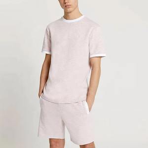 Haute qualité Cool Plus Size col rond avec strass à la mode rayé tricoté tissu respirant soie T-Shirt short ensemble - Product Image 1