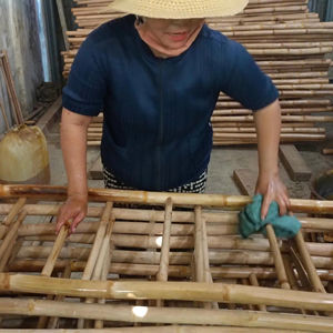 Échelle en bambou écologique faite à la main pour une utilisation intérieure et extérieure d'origine vietnamienne - Product Image 5