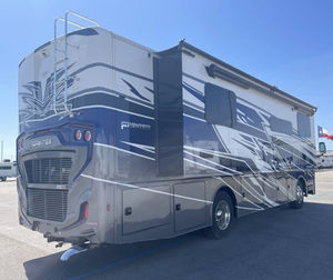 รถบ้าน Fleetwood Southwind Class A ปี 2025 2026 ราคาประหยัด ตัวเลือกที่ดีที่สุดสำหรับนักเดินทาง มีรถพ่วงสำหรับเดินทางให้เลือก - Product Image 6