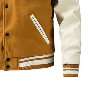 Chaqueta de Mezclilla Personalizada Nueva de Alta Calidad al por Mayor 2024 para Mujer, Bordado Chenille Morado, Estilo Universitario, Mangas Largas, Transpirable y Resistente al Viento - Product Image 3