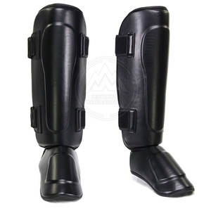 Espinilleras de boxeo de secado rápido hechas a medida más vendidas Espinilleras de cuero de nuevo estilo - Product Image 1