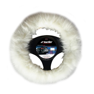 Housse de volant en fourrure blanche et moelleuse - Product Image 1