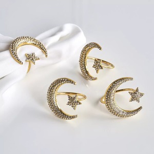 Rond de serviette rond en acier inoxydable argent poli miroir pour mariages et événements accessoire de décoration de table pour les fêtes - Product Image 5