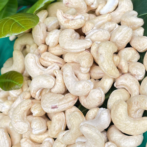 Wholesale Cashew W180 Cashew Nuts From Vietnam Low Price Santigo - Product Image 1