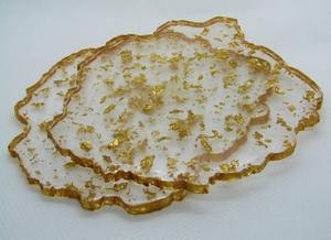 Posavasos redondos artesanales de resina epoxi: la mejor calidad para cocina y mesa Posavasos redondos elegantes de resina: diseños únicos para cada - Product Image 6