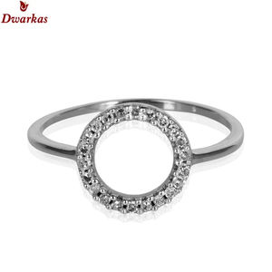 Anillo de Plata de Ley 925 con Circonita Blanca, Diseño Curvo, Joyería Fina de Lujo, Fabricación al por Mayor, Disponible en Stock - Product Image 4