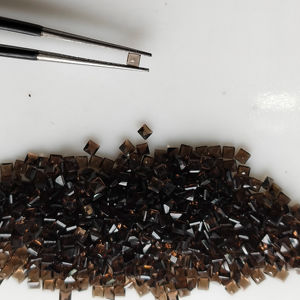 ควอตซ์สโมคกี้ธรรมชาติ 2.25 มม. ทรงสี่เหลี่ยมเจียระไนแบบสเต็ปคัท คุณภาพดีที่สุด พลอยเม็ดเดี่ยวสำหรับทำเครื่องประดับและสร้อยคอ - Product Image 3