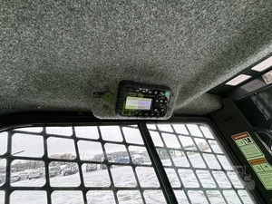 รถตักล้อยาง GEHL R135 ปี 2018 ขนาดเล็ก รับน้ำหนักได้ 9 ตัน พร้อมปั๊มไฮดรอลิก TCM และเครื่องยนต์ - Product Image 3