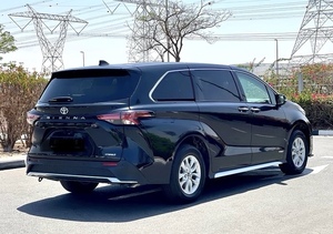 Nuova Toyota Sienna Hybrid 2024 2.5L LE 4 cilindri 186 CV (182 kW) con cambio automatico, 7 posti, trazione anteriore, guida a sinistra - Product Image 6