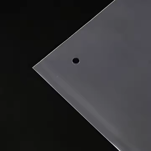 Vente en gros d'usine de sacs à fermeture éclair imperméables transparents en PE mat avec logo imprimé sur mesure pour vêtements chaussures emballage de qualité supérieure - Product Image 3