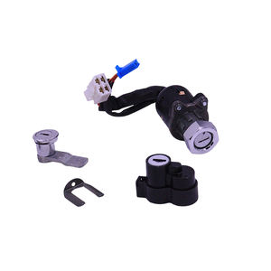 Véritable Serrure de Qualité pour Bajaj RE tuk tuk pièces de rechange disponibles à la vente à prix très attractif au Pérou - Product Image 2