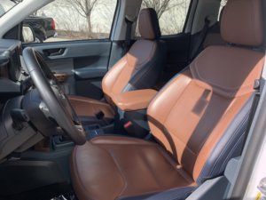 Ford Maverick LARIAT 2023 d'occasion en excellent état - Product Image 4