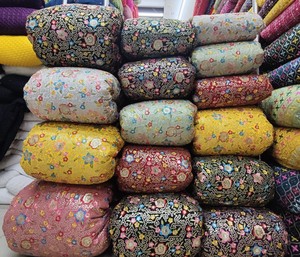 Tela bordada de lentejuelas Material decorativo deslumbrante para ropa y decoración del hogar