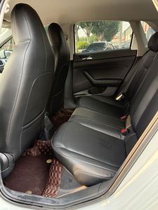 Volkswagen Polo 2023 Facelift Plus 1.5L Automático Edición Passion Fun - Product Image 2