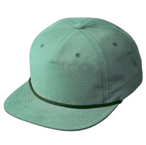 Gorra snapback de 5 paneles de nailon impermeable naranja de alta calidad, hecha a medida y con elegante detalle de cuerda, fabricada en Pakistán. - Product Image 2