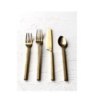 Cuillère à dîner en laiton faite à la main en forme d'étoile, style moderne, pour la cuisine à domicile, la table, les mariages, cuillère en laiton avec boîte, logo personnalisé